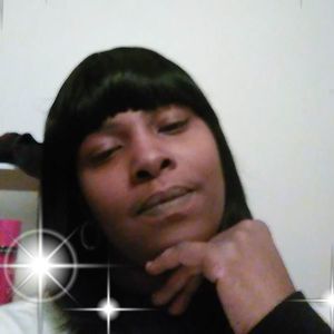 Meet your Posher, Latondra